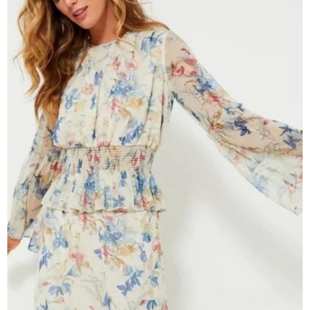 NWT Tuckernuck	Lily of the Valley Jennie Smocked Blouse Snowberry Floral XS